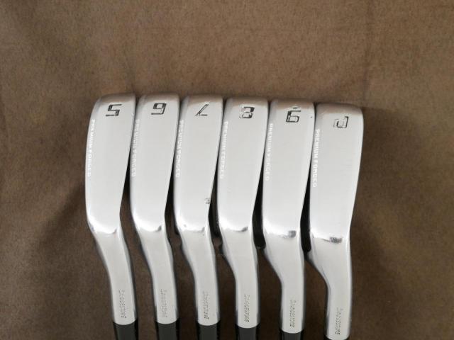 Iron set : Tourstage : ชุดเหล็ก Tourstage VIQ (Forged) มีเหล็ก 5-Pw (6 ชิ้น) ก้านเหล็ก NS Pro 950 Flex S