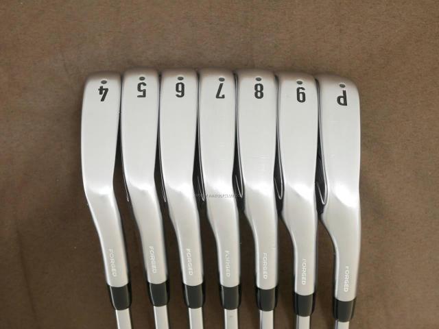 Iron set : Callaway : ชุดเหล็ก Callaway APEX Pro Forged (รุ่นล่าสุด ออกปี 2022) มีเหล็ก 4-Pw (7 ชิ้น) ก้านเหล็ก KBS Tour 120 Flex S
