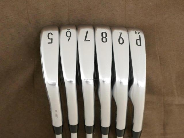Iron set : Titleist : ชุดเหล็ก Titleist T100S Forged (รุ่นปี 2022) มีเหล็ก 5-Pw (6 ชิ้น) ก้านเหล็ก NS Pro 105T Flex S