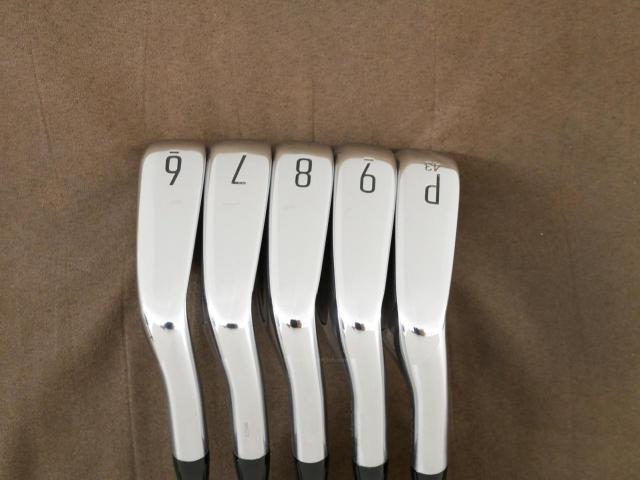 Iron set : Titleist : ชุดเหล็ก Titleist T350 Forged (ออกปี 2023) มีเหล็ก 6-Pw (5 ชิ้น) ก้านเหล็ก NS Pro 880 AMC Flex S