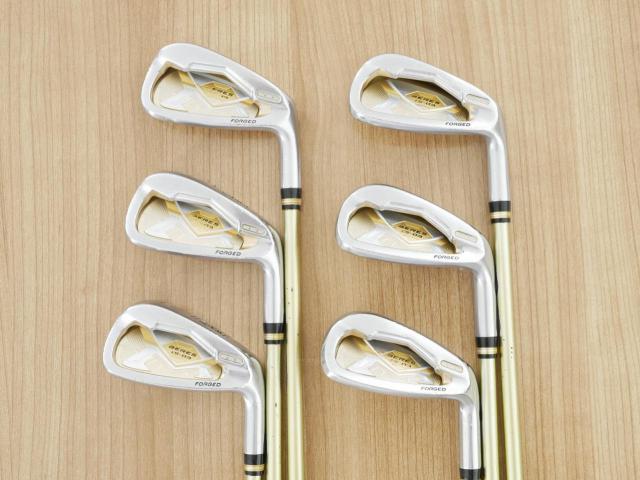 Iron set : Honma : ชุดเหล็ก Honma Beres IS-03 (ปี 2015 หน้าเด้ง Forged) มีเหล็ก 6-11 (6 ชิ้น เทียบเท่า 5-Pw) ก้าน ARMRQ 8 (49) Flex R (2 ดาว)