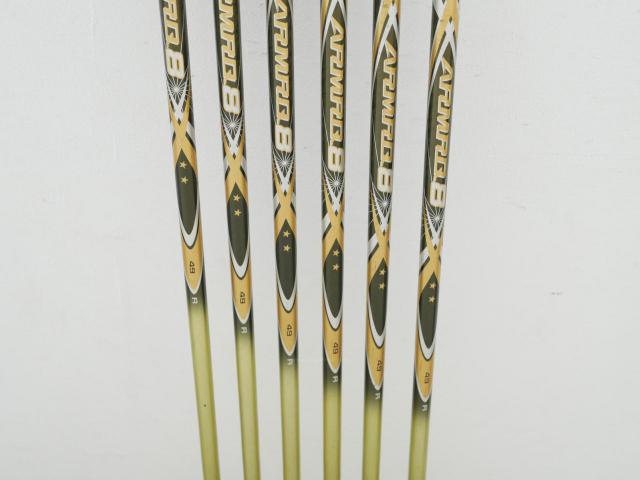 Iron set : Honma : ชุดเหล็ก Honma Beres IS-03 (ปี 2015 หน้าเด้ง Forged) มีเหล็ก 6-11 (6 ชิ้น เทียบเท่า 5-Pw) ก้าน ARMRQ 8 (49) Flex R (2 ดาว)