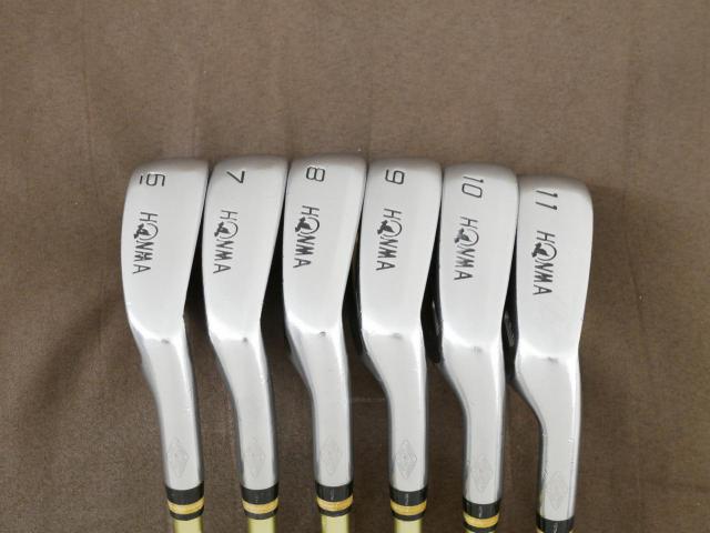 Iron set : Honma : ชุดเหล็ก Honma Beres IS-03 (ปี 2015 หน้าเด้ง Forged) มีเหล็ก 6-11 (6 ชิ้น เทียบเท่า 5-Pw) ก้าน ARMRQ 8 (49) Flex R (2 ดาว)