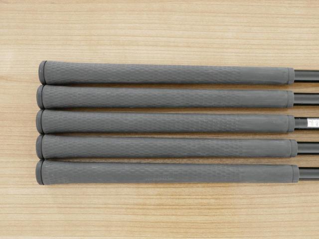 Iron set : Other Brand : ชุดเหล็ก Quelot Super Aerial (ตีง่าย หน้าเด้ง ไกลมากๆ) มีเหล็ก 6-Pw (5 ชิ้น) ก้านกราไฟต์ Graphite Design RAUNE i60 Flex R