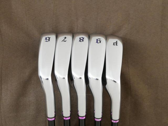 Iron set : Other Brand : ชุดเหล็ก Quelot Super Aerial (ตีง่าย หน้าเด้ง ไกลมากๆ) มีเหล็ก 6-Pw (5 ชิ้น) ก้านกราไฟต์ Graphite Design RAUNE i60 Flex R