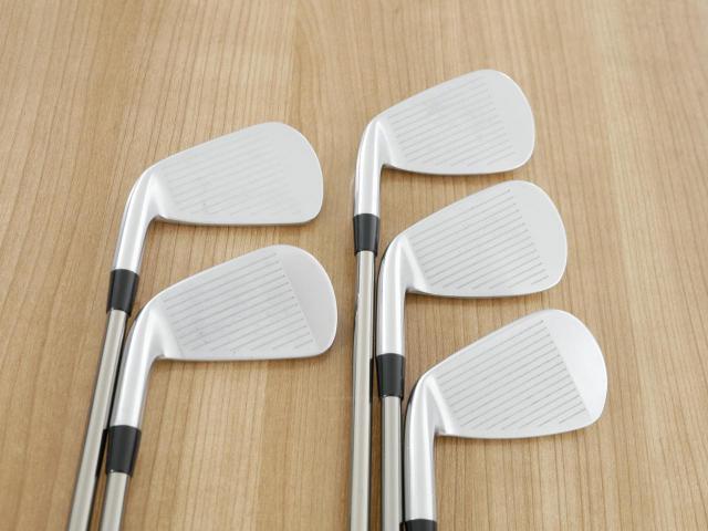 Iron set : Titleist : ชุดเหล็ก Titleist T200 Forged (รุ่นปี 2022 Japan Spec) มีเหล็ก 6-Pw (5 ชิ้น) ก้านกราไฟต์ UST Mamiya ATTAS 50 Flex R