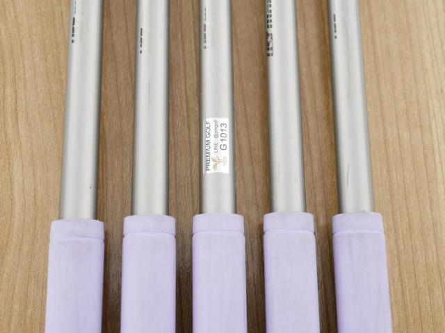 Iron set : Titleist : ชุดเหล็ก Titleist T200 Forged (รุ่นปี 2022 Japan Spec) มีเหล็ก 6-Pw (5 ชิ้น) ก้านกราไฟต์ UST Mamiya ATTAS 50 Flex R