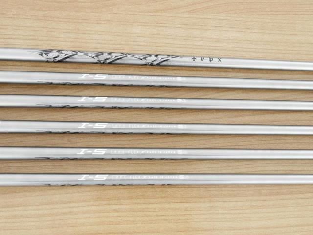 Iron set : Taylormade : ชุดเหล็ก Taylormade Gloire (รุ่นท๊อปสุด Japan Spec. ใบใหญ่ ตีง่าย ไกล) มีเหล็ก 5-Pw (6 ชิ้น) สุดยอดก้าน TRPX I-5 Flex R