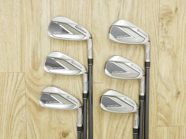 Iron set : Taylormade : ชุดเหล็ก Taylormade Stealth (รุ่นล่าสุด ออกปี 2022 Japan Spec.) มีเหล็ก 5-Pw (6 ชิ้น) ก้านกราไฟต์ Mitsubishi Tensei TM60 Flex R