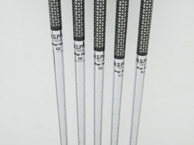 Iron set : Titleist : ชุดเหล็ก Titleist VG3 Type E Forged มีเหล็ก 7-Pw,Sw (5 ชิ้น) ก้านเหล็ก NS Pro 750 Wrap Tech Flex R
