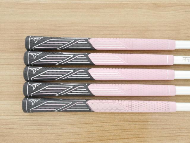 Lady club : All : ชุดเหล็ก Tourstage VIQ CL มีเหล็ก 7-Pw,Sw (5 ชิ้น) ก้านกราไฟต์ Flex L