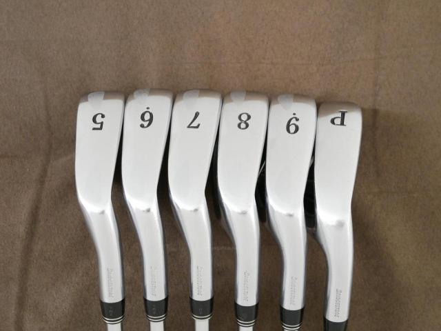 Iron set : Tourstage : ชุดเหล็ก Tourstage PHYZ Forged (ซีรี่ย์ท๊อป นุ่มไกล) มีเหล็ก 5-Pw (6 ชิ้น) ก้านเหล็ก NS Pro 900 Flex S