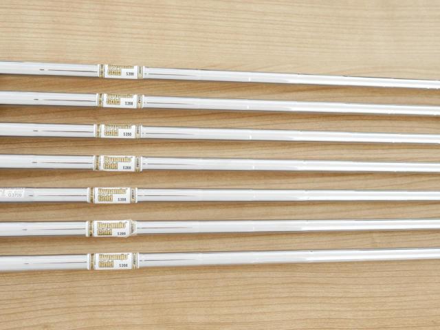 Iron set : RC Royal Collection : ชุดเหล็ก RC (Royal Collection) BBD V7 Forged มีเหล็ก 4-Pw (7 ชิ้น) ก้านเหล็ก Dynamic Gold AMT S200