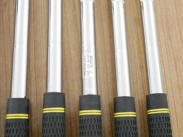 Iron set : RC Royal Collection : ชุดเหล็ก RC (Royal Collection) BBD V7 Forged มีเหล็ก 4-Pw (7 ชิ้น) ก้านเหล็ก Dynamic Gold AMT S200