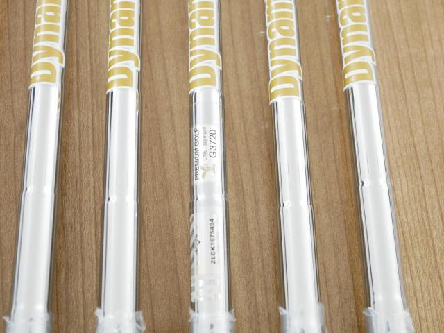 Iron set : Callaway : **ของใหม่ ยังไม่แกะพลาสติก** ชุดเหล็ก Callaway Rogue ST Max OS (ออกปี 2022 ตีง่ายสุดๆ ไกลสุดๆ) มีเหล็ก 5-Pw (6 ชิ้น) ก้านเหล็ก Dynamic Gold 95 R300