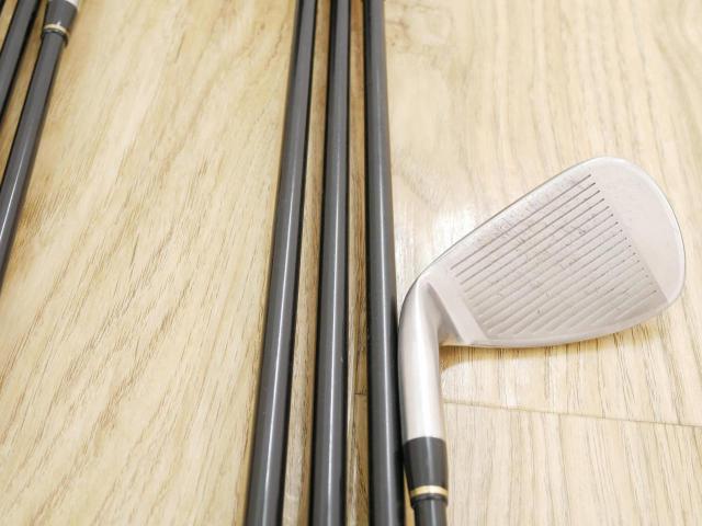 Iron set : Romaro : ชุดเหล็ก Romaro Ray Alpha Gold (ใบใหญ่ ตีไกลมากๆ หน้าเด้ง) มีเหล็ก 6-Pw,Aw,Sw (7 ชิ้น) ก้านกราไฟต์ Flex SR