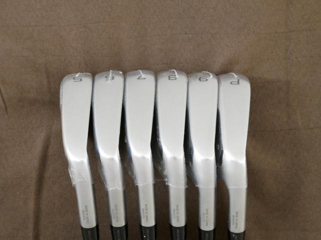 Iron set : Honma : **ของใหม่ ยังไม่แกะพลาสติก** ชุดเหล็ก Honma Tour World TW757P (ออกปี 2022) มีเหล็ก 5-Pw (6 ชิ้น) ก้านกราไฟต์ Honma Vizard 50 Flex R