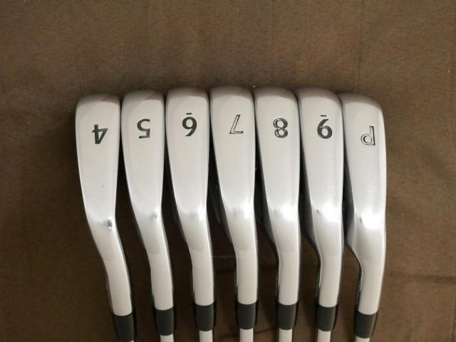 Iron set : Titleist : ชุดเหล็ก Titleist VG3 Forged (ปี 2017 Japan Spec. นุ่มแน่น) มีเหล็ก 4-Pw (7 ชิ้น) ก้านเหล็ก Dynamic Gold AMT S200