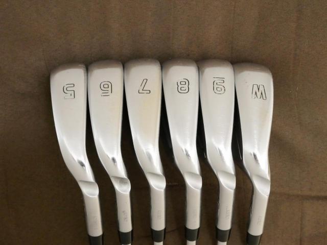 Iron set : Ping : ชุดเหล็ก Ping G700 (ปี 2019 Japan Spec. ใบใหญ่ ง่ายที่สุด ไกลที่สุดของ Ping) มีเหล็ก 5-Pw (6 ชิ้น) ก้านเหล็ก NS Pro 850 Flex R