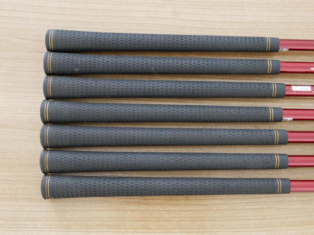 Iron set : Katana : ชุดเหล็ก Katana Voltio IV G Series I Silver (ปี 2017) มีเหล็ก 6-Pw,Aw,Sw (7 ชิ้น เหล็กยาวเป็นกระเทย) ก้านกราไฟต์ Fujikura Speeder 360 Flex R
