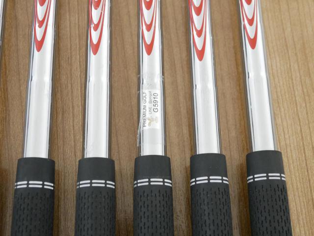 Iron set : Titleist : ชุดเหล็ก Titleist T100 Forged (รุ่นปี 2020) มีเหล็ก 5-Pw (6 ชิ้น) ก้านเหล็ก NS Pro Modus 120 Flex R