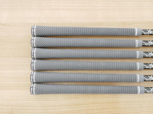 Iron set : Taylormade : ชุดเหล็ก Taylormade P7MC Forged (ซีรี่ย์ท้อปสุด ออกปี 2023) มีเหล็ก 5-Pw (6 ชิ้น) ก้านกราไฟต์ Mitsubishi Diamana Thump i95 Flex S