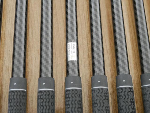 Iron set : PRGR : ชุดเหล็กกระเทย PRGR Super Egg Iron (รุ่นปี 2023 ตัวท๊อปสุด หน้าเด้งเกินกฏ ใช้แข่งไม่ได้ ตีไกลมากๆ) มีเหล็ก 5-Pw,Aw,As,Sw (9 ชิ้น เต็มเซ็ต) ก้านกราไฟต์ Flex R (M-37)