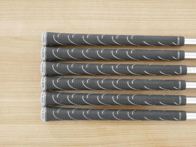 Iron set : Callaway : ชุดเหล็ก Callaway Big Bertha (ออกปี 2023 ตีง่ายที่สุดของ Callaway) มีเหล็ก 6-Pw,Aw (6 ชิ้น) ก้านเหล็ก NS Pro 950 Neo Flex S