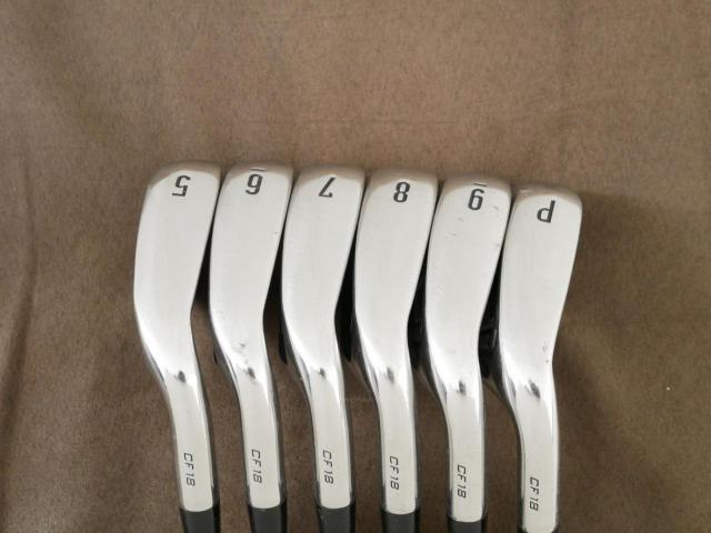 Iron set : Callaway : ชุดเหล็ก Callaway Rogue CF18 (ออกปี 2018 ตีง่าย ไกล) มีเหล็ก 5-Pw (6 ชิ้น) ก้านกราไฟต์ UST Mamiya ATTAS 80 Flex S
