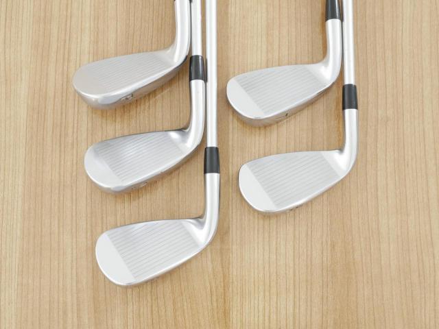 Iron set : Titleist : ชุดเหล็ก Titleist VG3 Type D Forged (ปี 2017 Japan Spec. ตีง่ายและไกลที่สุดของ Titleist) มีเหล็ก 6-Pw (5 ชิ้น) ก้านกราไฟต์ Mitsubishi VGI Flex R