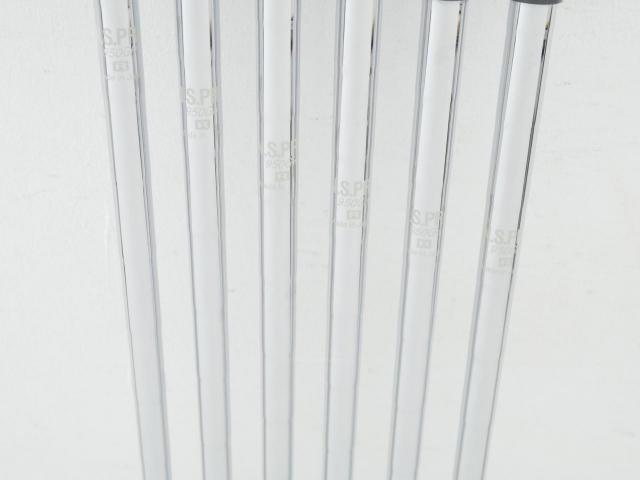 Iron set : Taylormade : ชุดเหล็ก Taylormade P770 Forged (ปี 2018 นุ่ม แน่น) มีเหล็ก 5-Pw (6 ชิ้น) ก้านเหล็ก NS Pro 950 Flex R