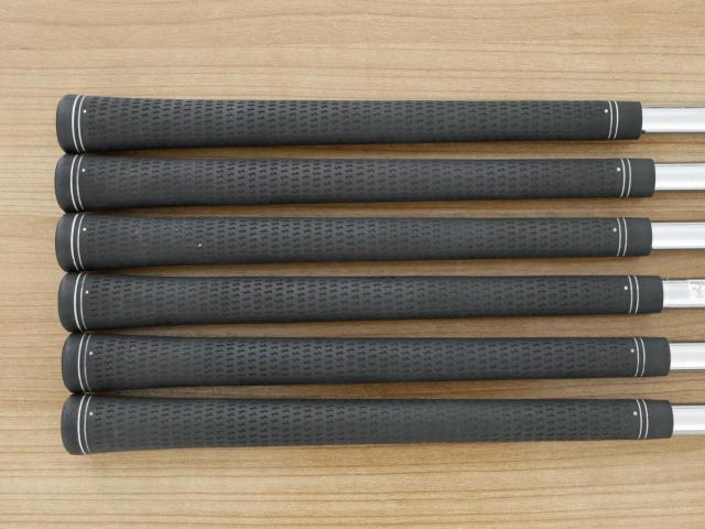 Iron set : PRGR : ชุดเหล็ก PRGR 02 Forged (ปี 2021 นุ่มมาก หายาก) มีเหล็ก 5-Pw (6 ชิ้น) ก้านเหล็ก NS Pro 950 NEO Flex S