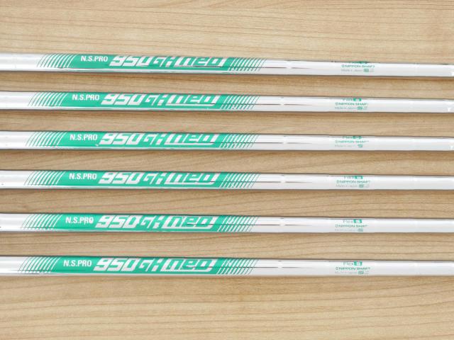 Iron set : PRGR : ชุดเหล็ก PRGR 02 Forged (ปี 2021 นุ่มมาก หายาก) มีเหล็ก 5-Pw (6 ชิ้น) ก้านเหล็ก NS Pro 950 NEO Flex S