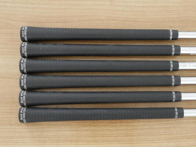 Iron set : Titleist : ชุดเหล็ก Titleist T200 (รุ่นปี 2020) มีเหล็ก 6-Pw,48 (6 ชิ้น) ก้านเหล็ก NS Pro 950 NEO Flex S