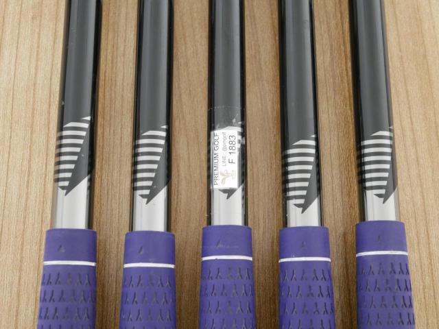 Iron set : Titleist : ชุดเหล็ก Titleist VG3 Type D Forged (รุ่นปี 2019 Japan Spec. ตีง่ายและไกลที่สุดของ Titleist) มีเหล็ก 6-Pw (5 ชิ้น) สุดยอดก้าน Fujikura Diamond Speeder 6 Flex R
