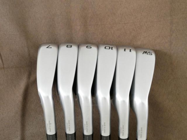 Iron set : Honma : ชุดเหล็ก Honma Royal Star (ตีง่าย ไกล) มีเหล็ก 7-11,Sw (6 ชิ้น) ก้านกราไฟต์ Flex SR