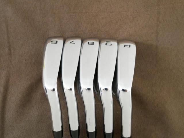Iron set : Callaway : ชุดเหล็ก Callaway ELYTE (ออกปี 2025 ตีง่ายมาก ไกล Japan Spec.) มีเหล็ก 6-Pw (5 ชิ้น) ก้านกราไฟต์ Fujikura VENTUS 5 Flex R