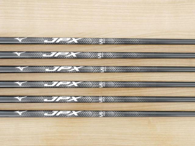 Iron set : Mizuno : ชุดเหล็ก Mizuno JPX 921 Forged (ปี 2022 ตัวท๊อป นุ่ม แน่น) มีเหล็ก 5-Pw (6 ชิ้น) ก้านกราไฟต์ Flex R