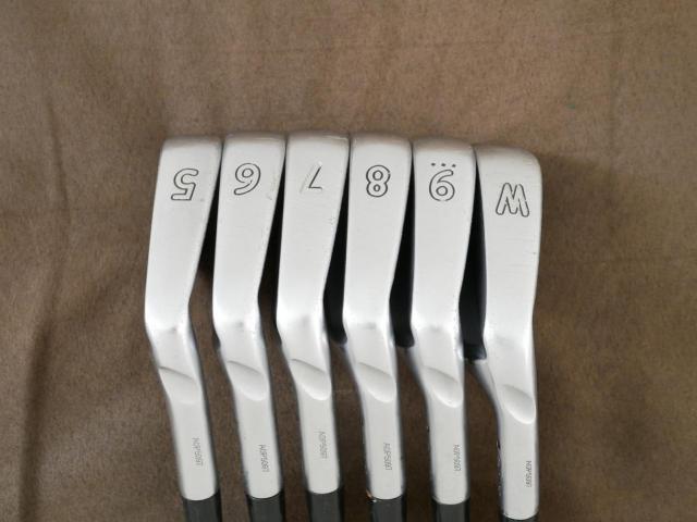 Iron set : Ping : ชุดเหล็ก Ping iBlade (ปี 2018) มีเหล็ก 5-Pw (6 ชิ้น) ก้านเหล็ก NS Pro Modus 120 Flex S