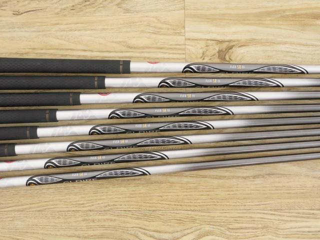 Iron set : Taylormade : ชุดเหล็ก Taylormade Gloire (รุ่นท๊อปสุด Japan Spec. ใบใหญ่ ตีง่าย ไกล) มีเหล็ก 5-Pw,Aw,Sw (8 ชิ้น) ก้านกราไฟต์ Flex SR