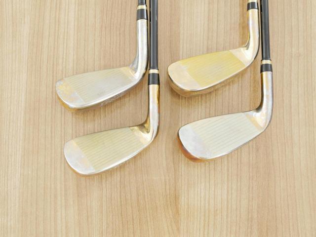 Iron set : Katana : **ก้านสั้น** ชุดเหล็กกระเทย Katana Voltio G Series มีเหล็ก 7-Pw (4 ชิ้น) ก้าน Tour AD VT-5 Flex R