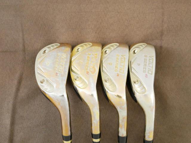Iron set : Katana : **ก้านสั้น** ชุดเหล็กกระเทย Katana Voltio G Series มีเหล็ก 7-Pw (4 ชิ้น) ก้าน Tour AD VT-5 Flex R