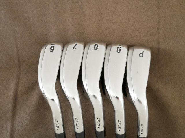 Iron set : Callaway : ชุดเหล็ก Callaway Rogue Star CF18 (ออกปี 2018 ตีง่าย ไกลมากๆ) มีเหล็ก 6-Pw (5 ชิ้น) ก้านกราไฟต์ Mitsubishi FUBUKI 50 Flex R