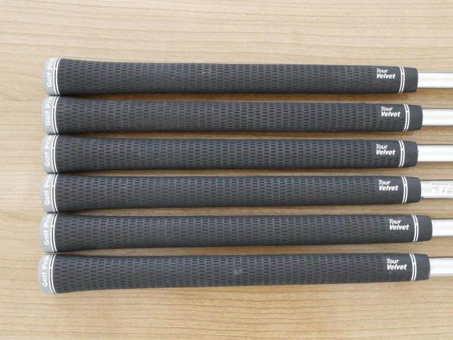 Iron set : Other Brand : ชุดเหล็ก Cobra Darkspeed (ปี 2024) มีเหล็ก 5-Pw (6 ชิ้น) ก้านเหล็ก KBS Tour Lite Flex S