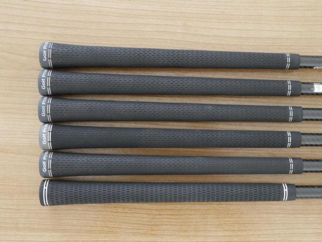 Iron set : Titleist : ชุดเหล็ก Titleist T400 (ตีง่ายที่สุด ไกลที่สุด ออกปี 2020) มีเหล็ก 7-Pw,43,49 (6 ชิ้น) ก้านกราไฟต์ Mitsubishi TENSEI 50 Flex R