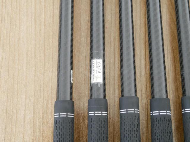 Iron set : Titleist : ชุดเหล็ก Titleist T400 (ตีง่ายที่สุด ไกลที่สุด ออกปี 2020) มีเหล็ก 7-Pw,43,49 (6 ชิ้น) ก้านกราไฟต์ Mitsubishi TENSEI 50 Flex R