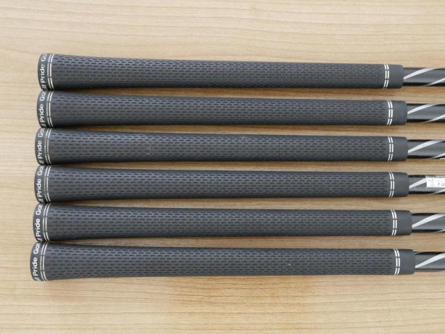 Iron set : Titleist : ชุดเหล็ก Titleist AP3 718 Forged (ออกปี 2018) มีเหล็ก 5-Pw (6 ชิ้น) ก้านกราไฟต์ Fujikura MCI 60 Flex S