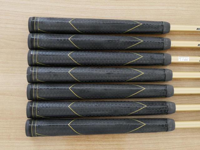Iron set : Katana : ชุดเหล็ก Katana Sword Sniper 589 (หน้าเด้ง) มีเหล็ก 6-Pw,Aw,Sw (7 ชิ้น) ก้านกราไฟต์ Speeder 589 Flex R
