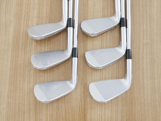 Iron set : Mizuno : **ของใหม่ ยังไม่แกะพลาสติก** ชุดเหล็ก Mizuno JPX 921 Tour Forged (ปี 2022 ตัวท๊อป นุ่ม แน่น คมมากๆ) มีเหล็ก 5-Pw (6 ชิ้น) ก้านเหล็ก Dynamic Gold 120 S200