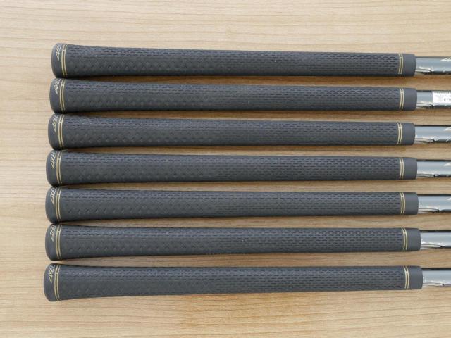 Iron set : Tsuruya : ชุดเหล็ก Tsuruya AXEL Gold Premium III (ออกปี 2019 ของใหม่ 6 หมื่นกว่าบาท หน้าเด้งสุดๆ ไกลสุดๆๆ) มีเหล็ก 7-Pw,Aw,As,Sw (7 ชิ้น) ก้านกราไฟต์ Flex R